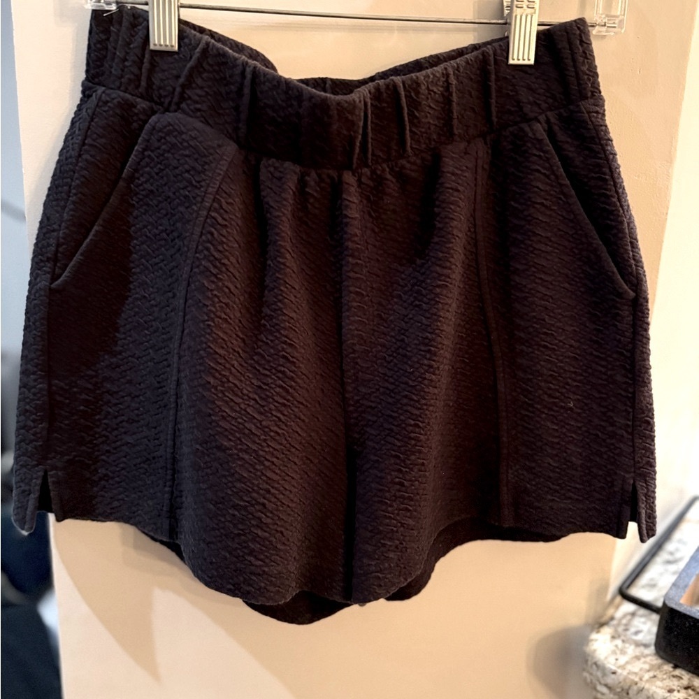 Zella Black Textured High Waisted Athletic Shorts Size Small - Picture 2 of 14